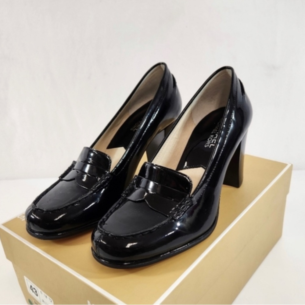 MICHAEL Michael Kors Bayville Loafer